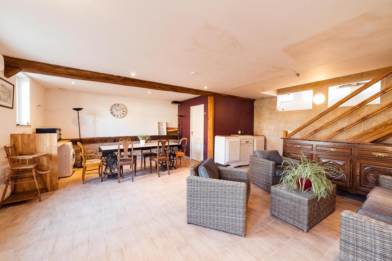 Studio Confortable, Parking Et Jardin Buchères Dış mekan fotoğraf